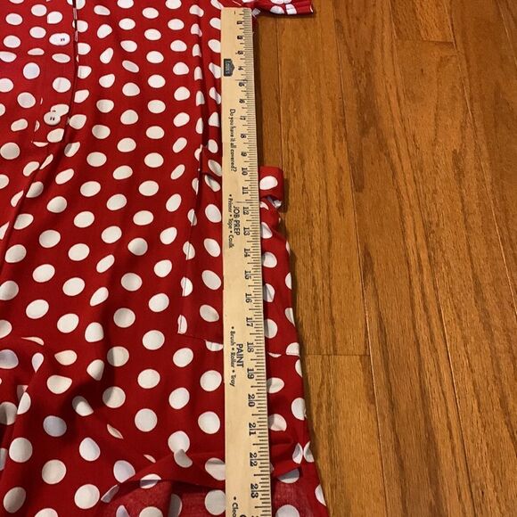 Eien Size Medium 100% Rayon red & white polkadot jumpsuit with side slits. - Picture 15 of 15